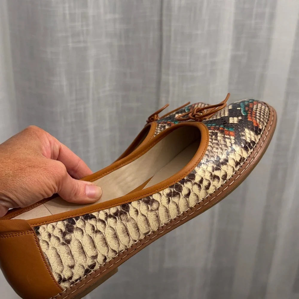 Cole Haan Cloud All Day Snake Print Ballet Flats loafers leather size 10 NEW